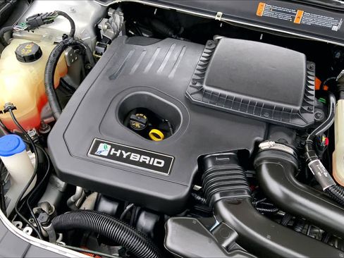 Used 2019 Ford Fusion SE FWD image 29