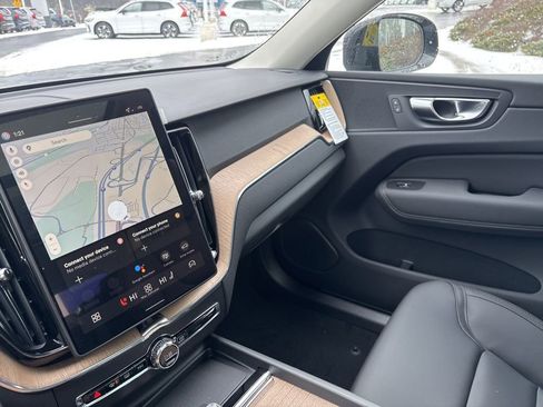 New 2026 Volvo XC60 T8 Plus w/ Protection Package Premier AWD/4WD image 32