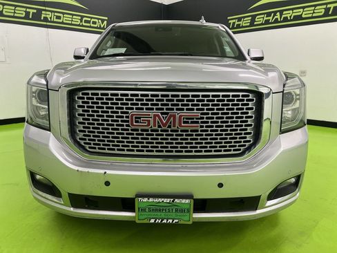 Used 2016 GMC Yukon XL Denali AWD/4WD image 3