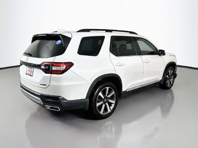 Certified 2024 Honda Pilot Touring image 22