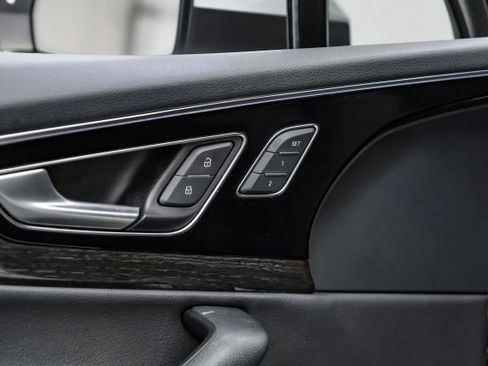 Used 2019 Audi Q7 3.0T Premium Plus w/ Premium Plus Package image 56