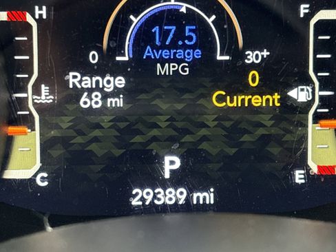 Certified 2023 Jeep Wrangler Willys image 21