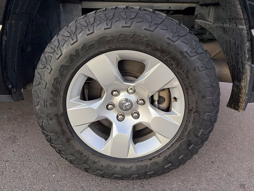 Used 2021 RAM 1500 Lone Star AWD/4WD image 30