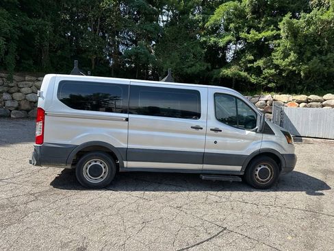 Used 2016 Ford Transit 150 XL RWD image 6