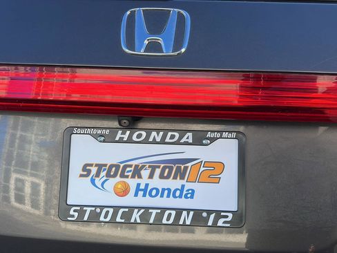 Used 2016 Honda Odyssey Touring image 10