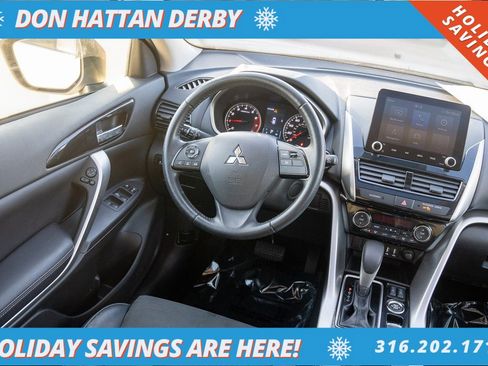 Used 2022 Mitsubishi Eclipse Cross SE image 21
