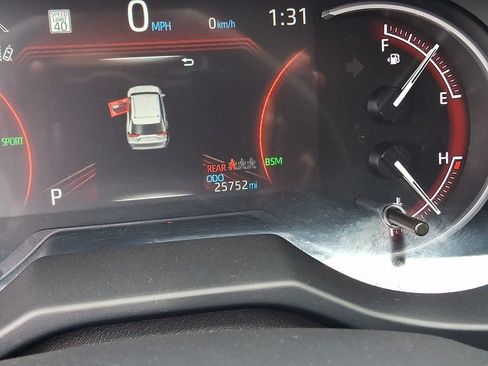 Certified 2025 Toyota RAV4 XLE AWD/4WD image 24