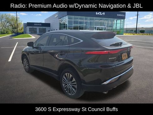Used 2021 Toyota Venza XLE w/ Softex Package AWD/4WD image 10