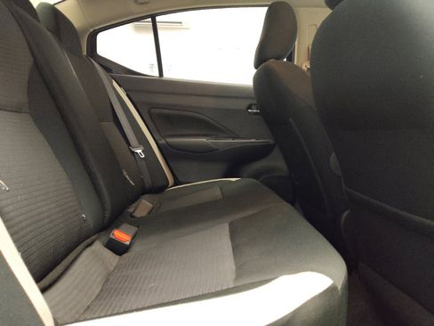 Used 2020 Nissan Versa SV FWD image 19