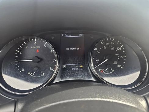 Used 2017 Nissan Rogue Sport SV image 18