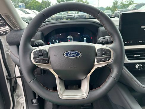 New 2026 Ford Explorer Active w/ Active Comfort Package AWD/4WD image 8