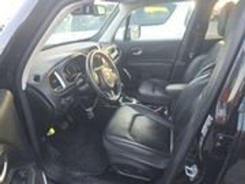 Used 2018 Jeep Renegade Limited w/ UConnect 8.4 Nav Group image 13