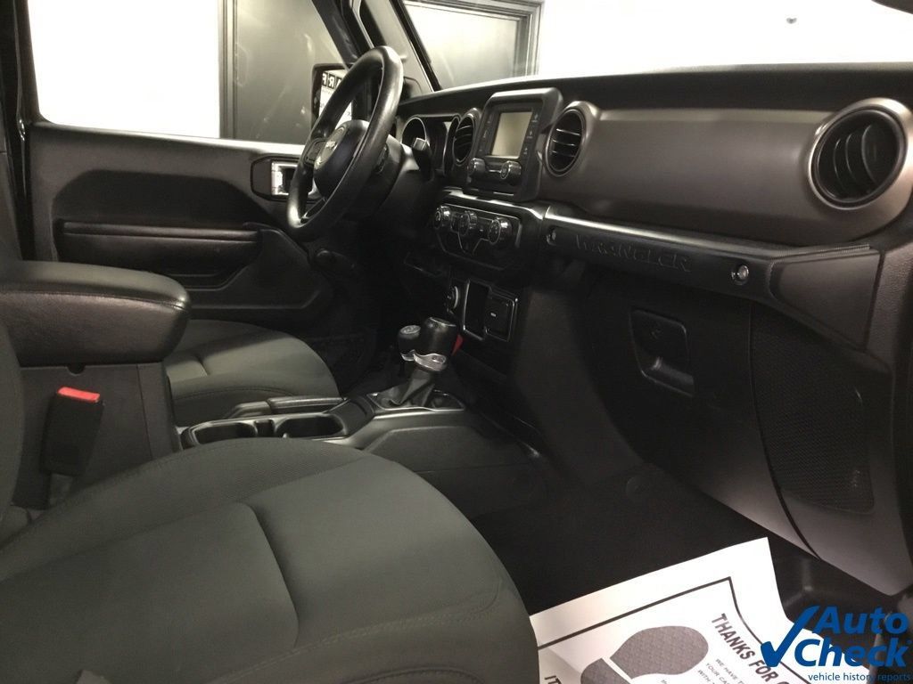 Used 2021 Jeep Wrangler Unlimited Sport AWD/4WD image 40