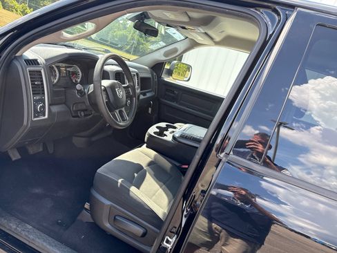 Used 2022 RAM 1500 Tradesman w/ Tradesman SXT Package RWD image 12