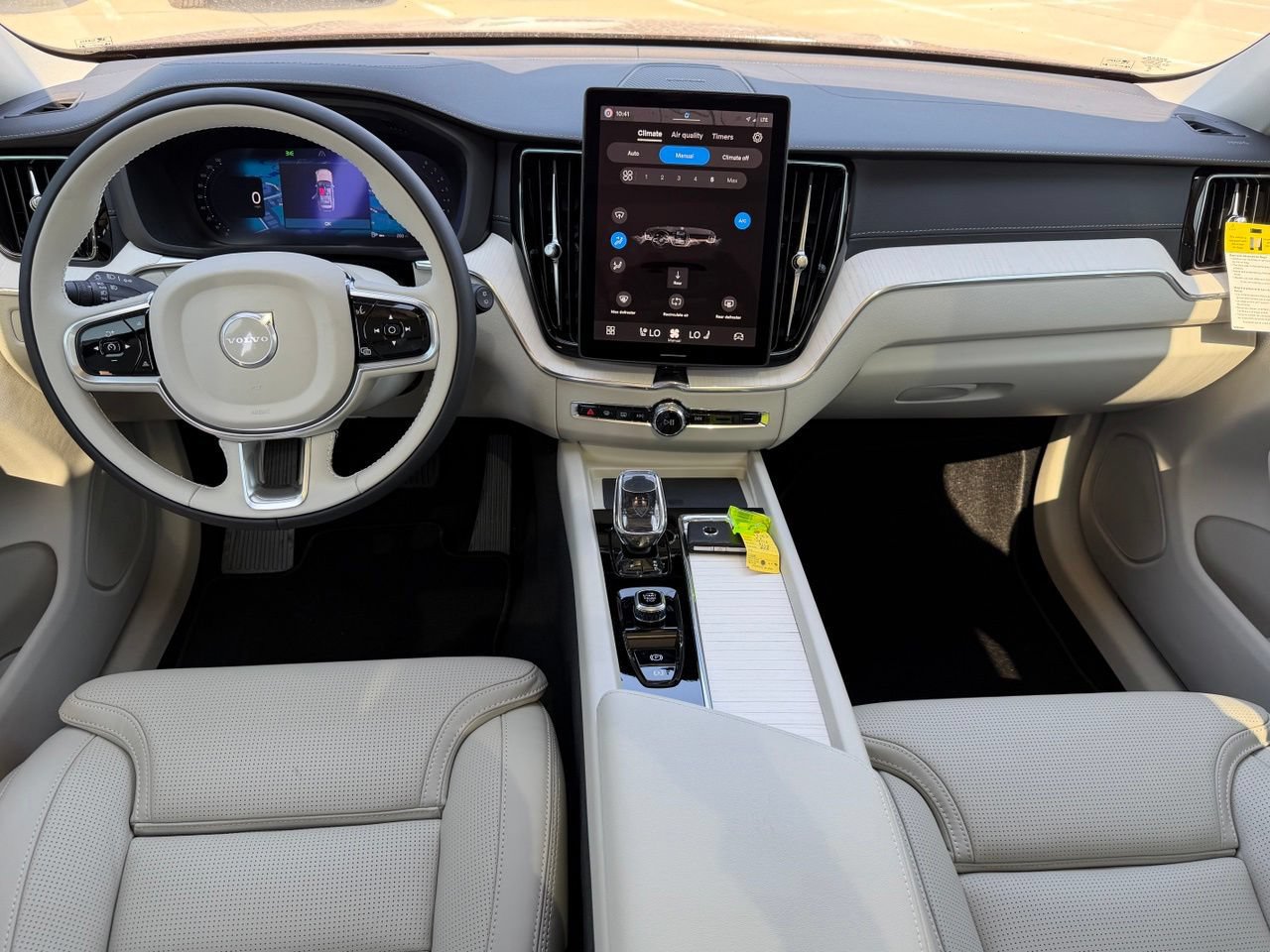 New 2027 Volvo XC60 B5 Ultra AWD/4WD image 10