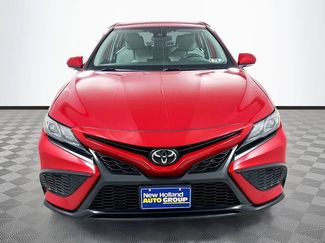 Used 2022 Toyota Camry SE video 2