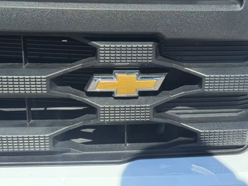 Used 2025 Chevrolet Silverado 1500 W/T w/ WT Value Package AWD/4WD image 24