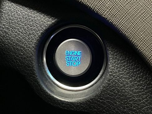 Used 2017 Hyundai Santa Fe SE w/ SE Ultimate Tech Package 03 image 15