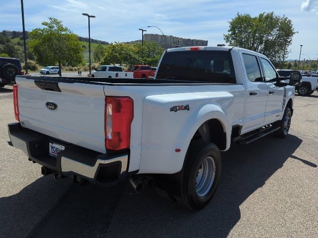 Used 2025 Ford F350 XLT AWD/4WD image 4