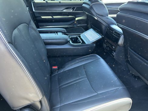 Used 2024 Jeep Grand Wagoneer L Series II w/ Quick Order Packagew 28T AWD/4WD image 15
