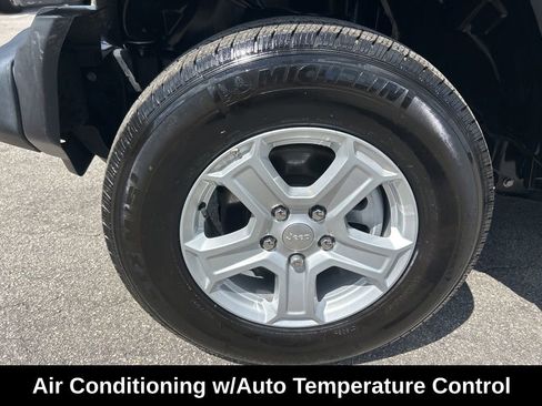Used 2021 Jeep Wrangler Unlimited Sport AWD/4WD image 18