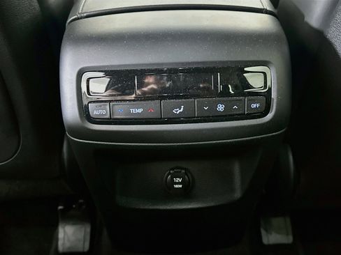 Used 2025 Hyundai Palisade SEL FWD image 28