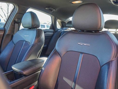 Used 2022 Kia K5 GT-Line image 11