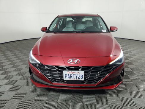 Used 2023 Hyundai Elantra Limited FWD image 9