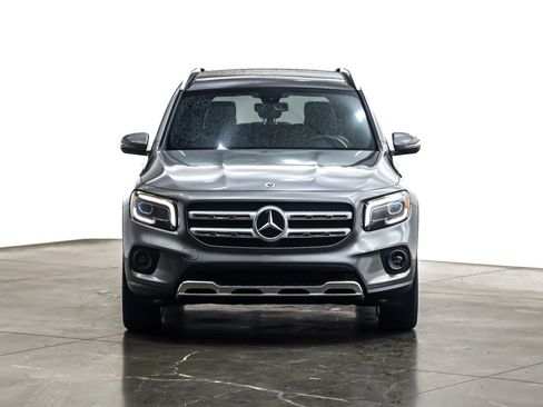 Used 2023 Mercedes-Benz GLB 250 GLB 250 SUV image 3