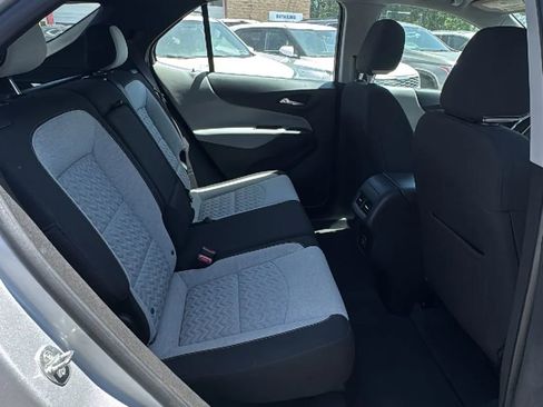 Used 2022 Chevrolet Equinox LS AWD/4WD image 20