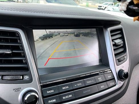 Used 2016 Hyundai Tucson Limited w/ Option Group 03 FWD image 23