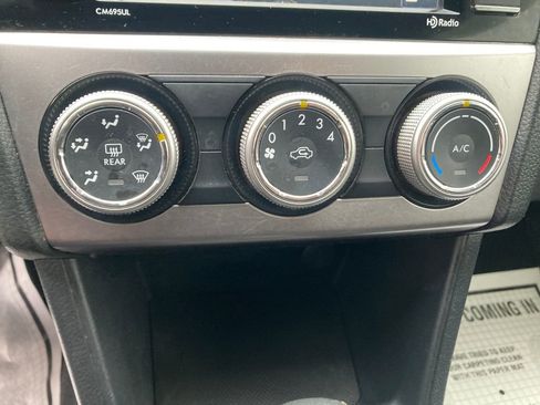 Used 2016 Subaru Crosstrek 2.0i Premium image 25