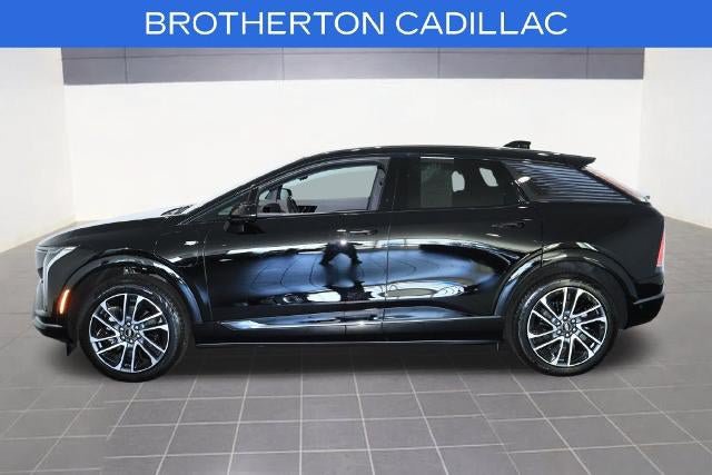 Certified 2026 Cadillac Optiq Sport 1 AWD/4WD image 2