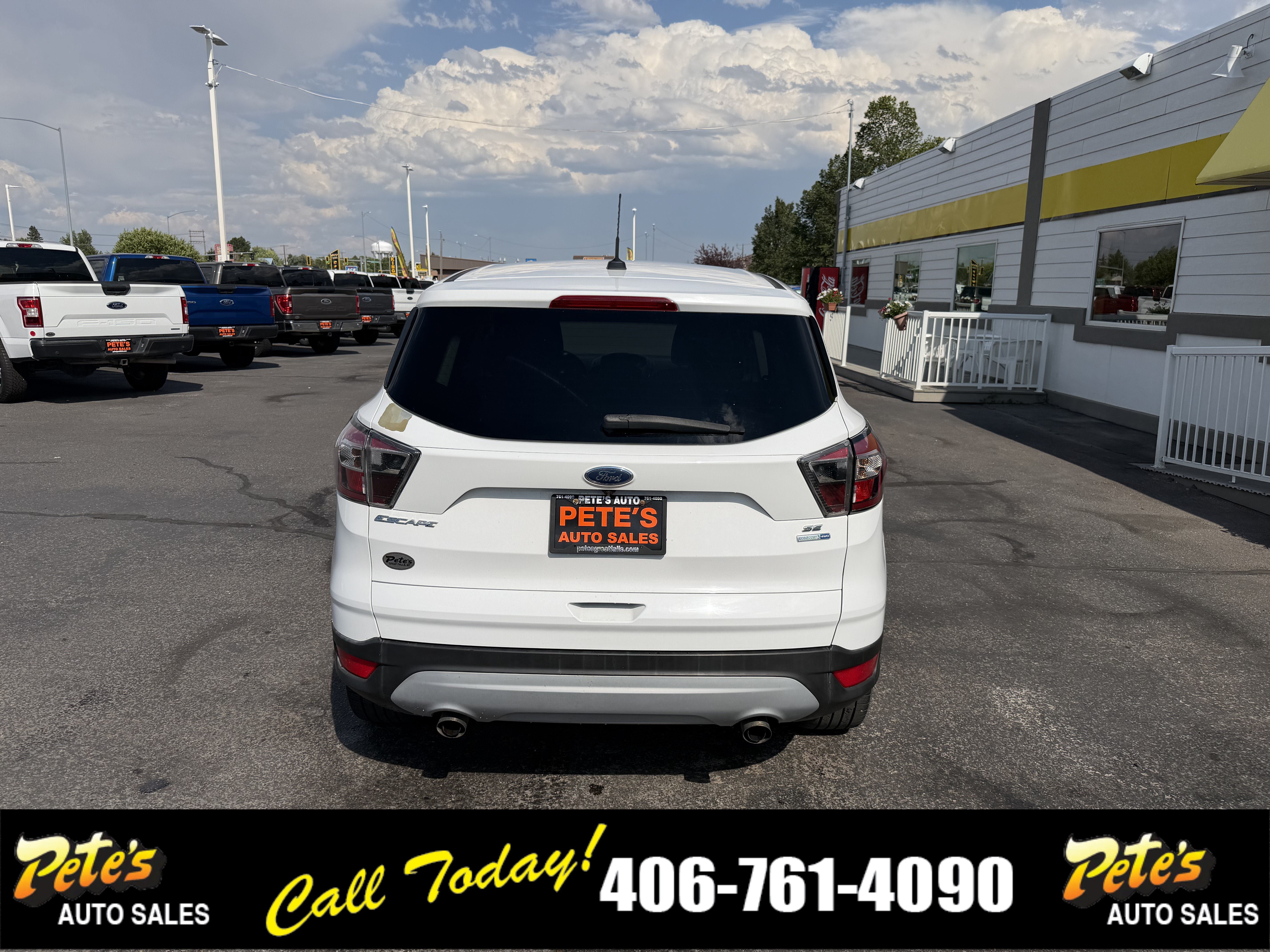 Used 2017 Ford Escape SE AWD/4WD image 3