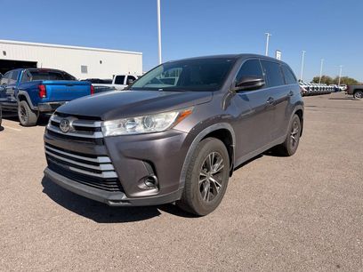 Used 2019 Toyota Highlander LE