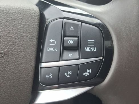 Certified 2022 Ford Explorer Platinum w/ Technology Package image 24