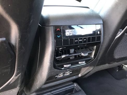 Used 2023 Jeep Grand Cherokee L Laredo RWD image 20