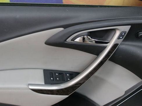 Used 2017 Buick Verano Convenience FWD image 13