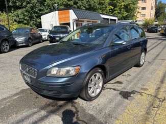 Used 2006 Volvo V50 2.4i image 1