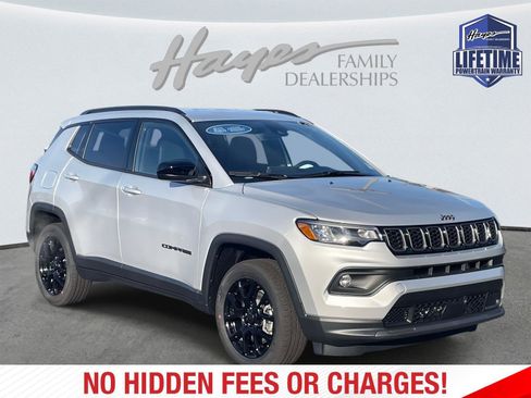 New 2026 Jeep Compass Latitude image 2
