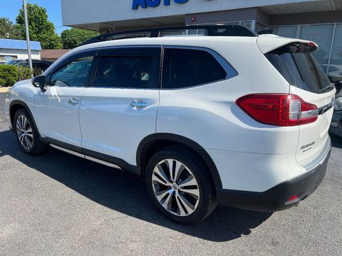 Used 2019 Subaru Ascent Touring AWD/4WD image 12