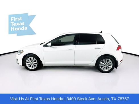 Used 2018 Volkswagen Golf SE image 4