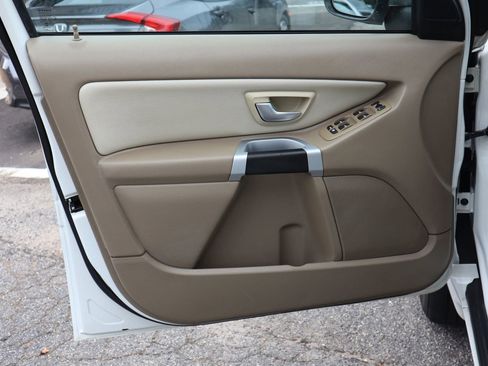 Used 2014 Volvo XC90 3.2 FWD image 7