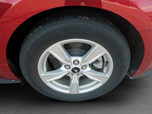 Used 2020 Ford Mustang Coupe image 31