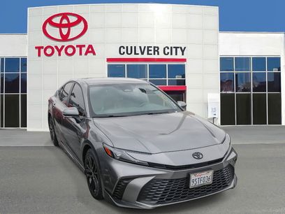 Used 2025 Toyota Camry SE w/ Convenience Package