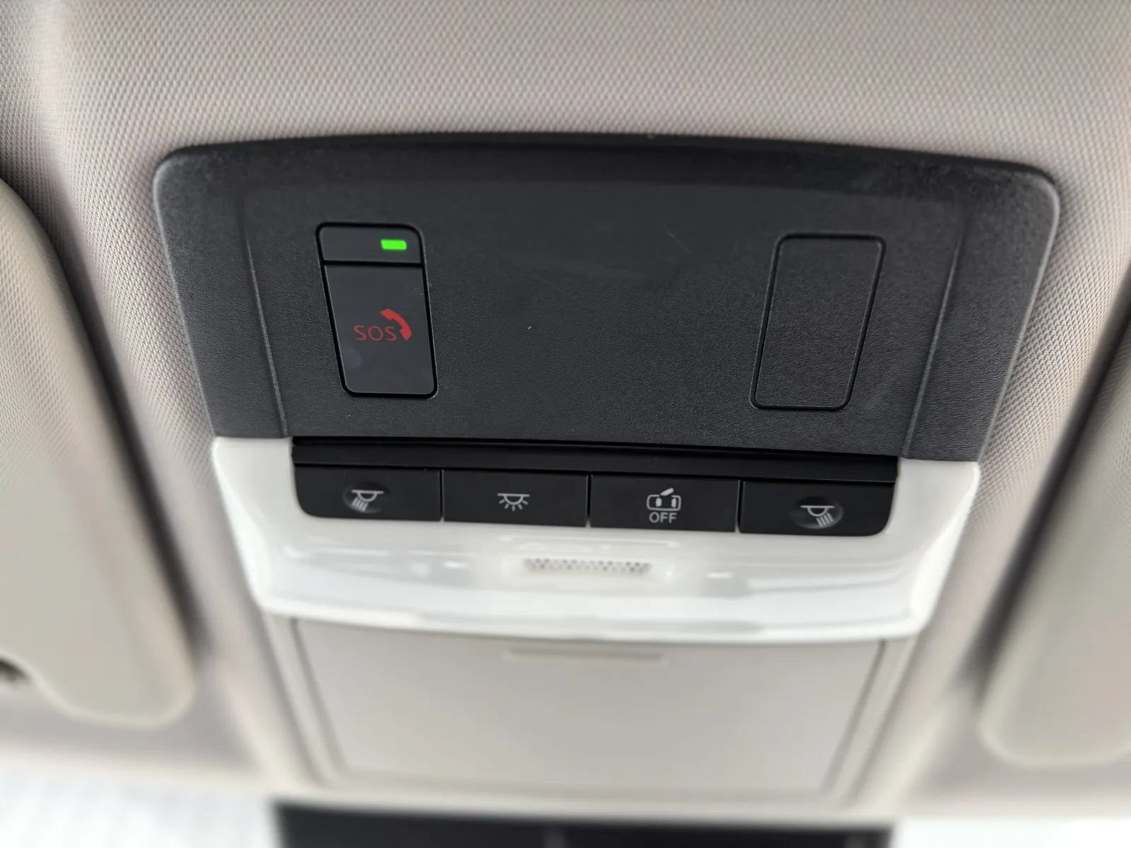 Used 2022 Mitsubishi Outlander SE AWD/4WD image 39