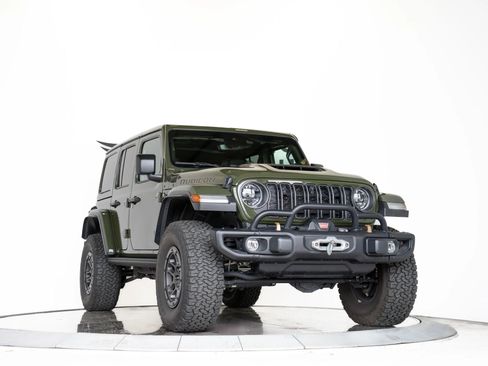 Used 2023 Jeep Wrangler Unlimited Rubicon 392 AWD/4WD image 35