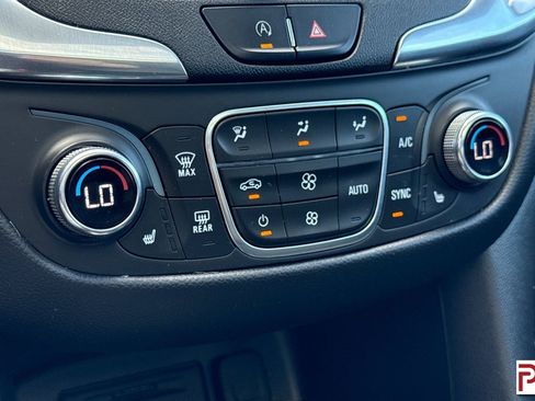 Certified 2022 Chevrolet Equinox LT AWD/4WD image 24