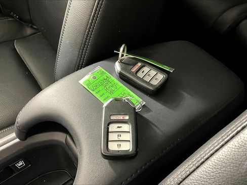 Used 2019 Honda HR-V Touring image 36