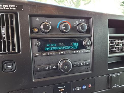 Used 2024 Chevrolet Express 2500 w/ Driver Convenience Package image 11